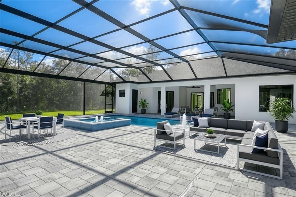 219 33rd Ave Nw, Naples, FL 34120 Photo