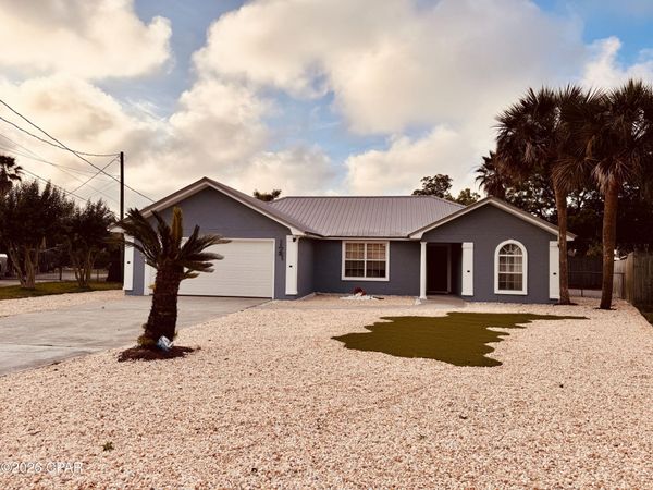 127 Heather Drive , Panama City Beach, FL 32413