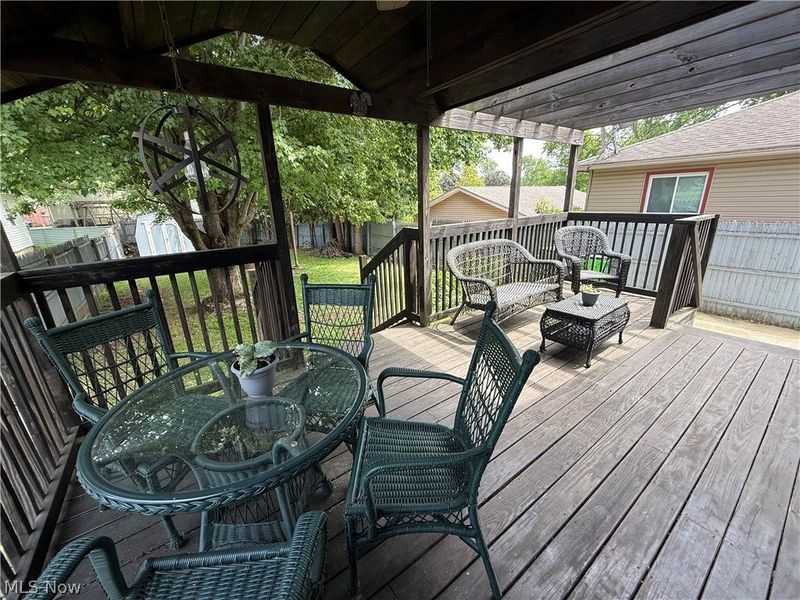 225 29th Street NW, Barberton, OH 44203 Photo 5