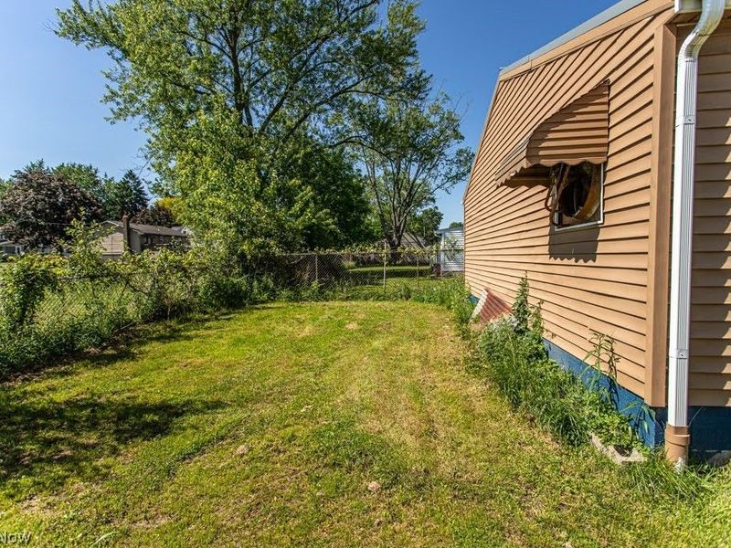 612 High Avenue , Niles, OH 44446 Photo 13