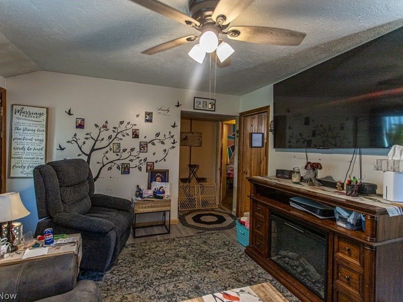 612 High Avenue , Niles, OH 44446 Photo 3