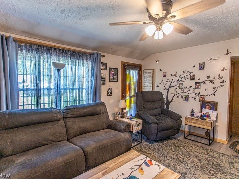 612 High Avenue , Niles, OH 44446 Photo 4