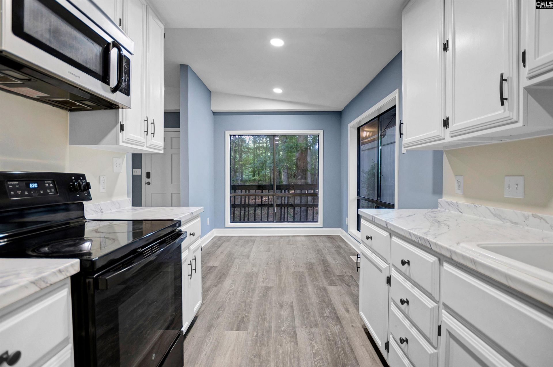 553 Douglas Drive  Photo 10