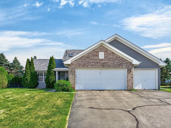 7334 ASHTON VILLA , Rockford, IL 61107