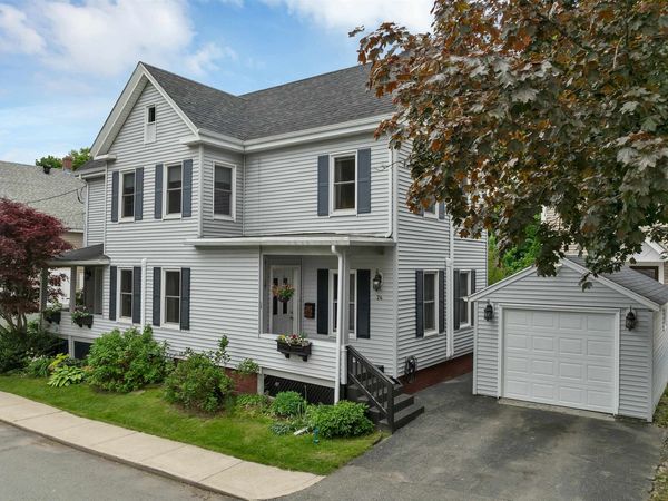 24 Chester Street, Amesbury, MA 01913