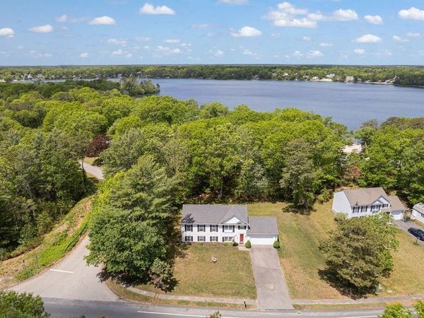 196 Raymond Rd, Plymouth, MA 02360