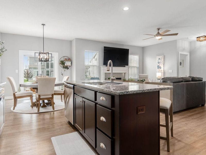 627 Ludham Trail , Pickerington, OH 43147 Photo 7