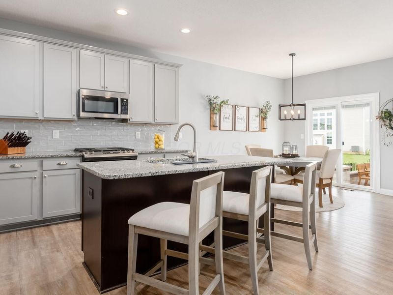 627 Ludham Trail , Pickerington, OH 43147 Photo 8