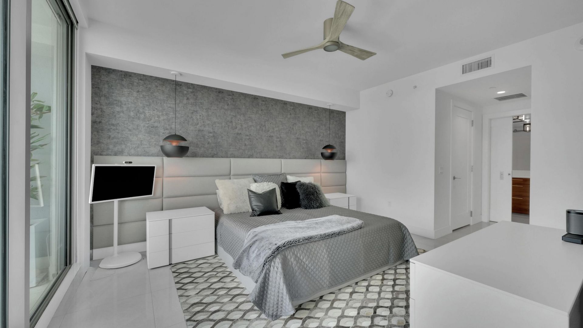 100 E Las Olas Boulevard, Unit 2802, Fort Lauderdale, FL 33301 Photo