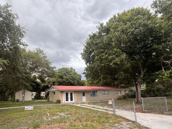 334 Johnston Street, Fort Pierce, FL 34982