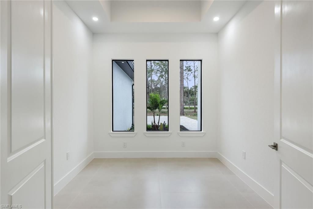 2806 Golden Gate Blvd W, Naples, FL 34120 Photo