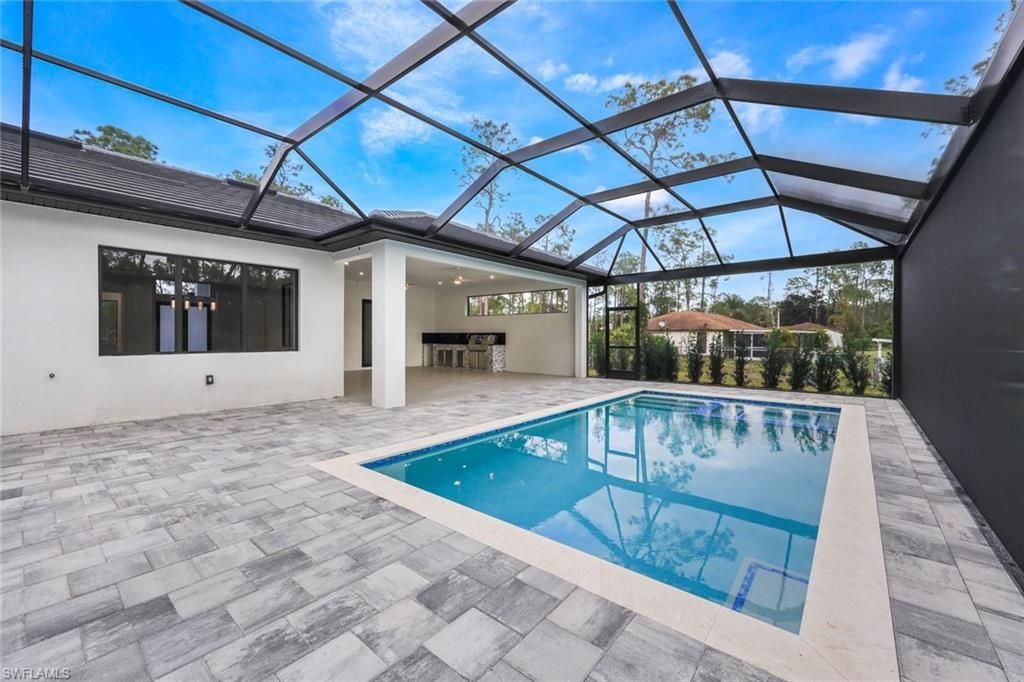 2806 Golden Gate Blvd W, Naples, FL 34120 Photo