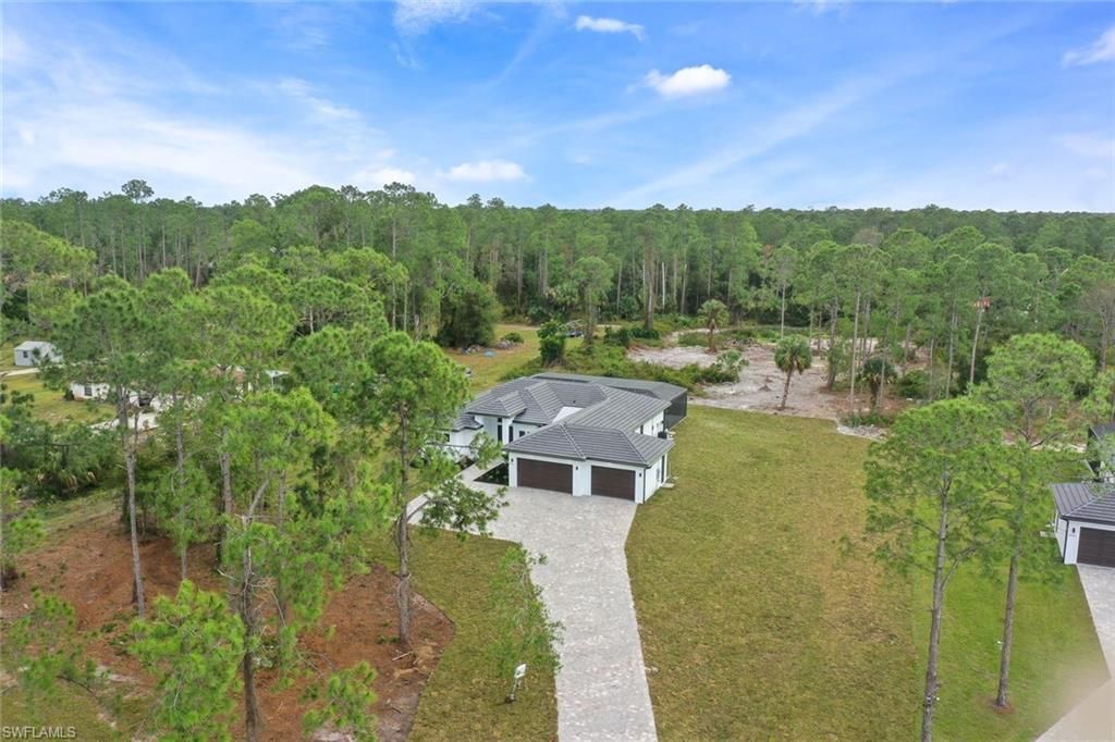 2806 Golden Gate Blvd W, Naples, FL 34120 Photo