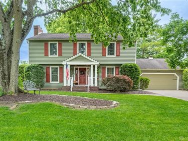 1004 Quail Run Drive, Washington TWP, OH 45458