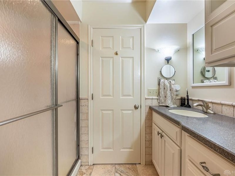 1004 Quail Run Drive, Washington Township, OH 45458 Photo 32