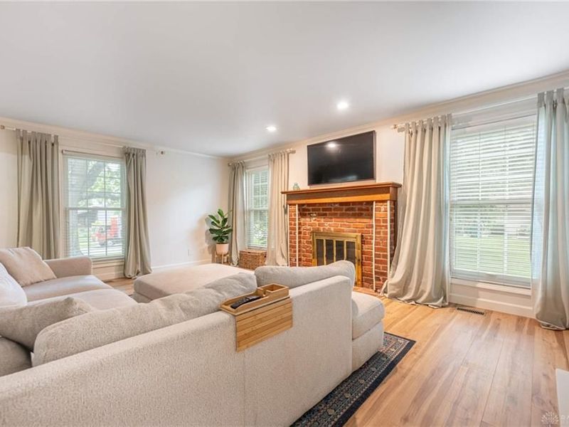 1004 Quail Run Drive, Washington Township, OH 45458 Photo 5