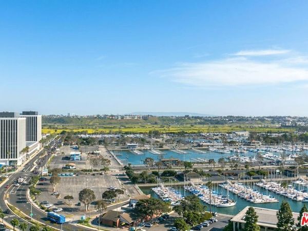 13600 Marina Pointe Drive , Unit 1507, Marina Del Rey, CA 90292