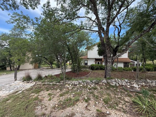 4748 Eck LN , Austin, TX 78734