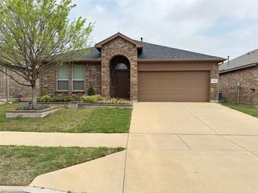 1109 Pierz Drive, Fort Worth, TX 76177