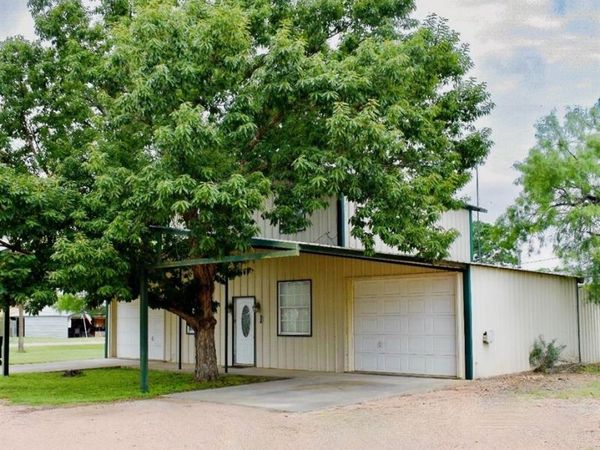 101 S Loop Drive, Brady, TX 76825
