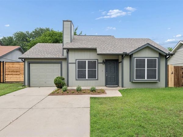 1803 Scottsdale Drive, Arlington, TX 76018