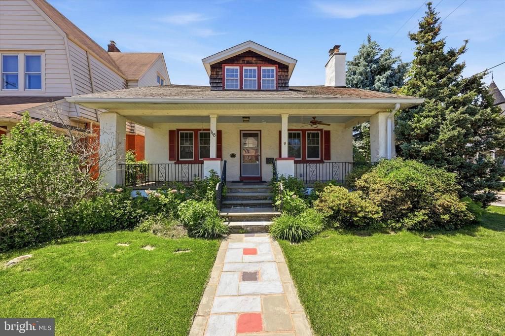 118 N ESSEX AVENUE , NARBERTH, PA 19072