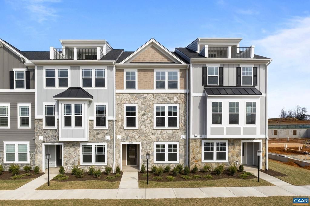 134 Park Ridge Dr , Crozet, VA 22932 Main Photo