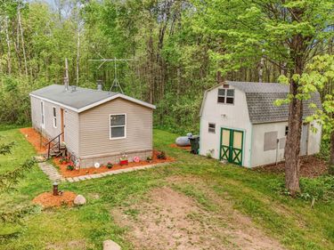 38265 Wildlife Road, Hinckley, MN 55037
