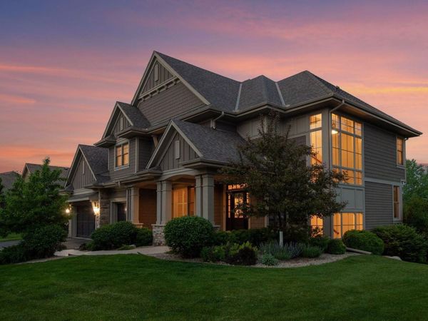 3667 Lerive Way , Chaska, MN 55318