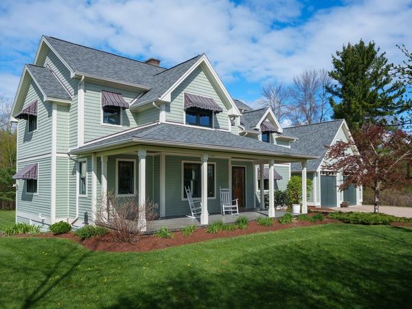 79 Featherbed Lane, South Hero, VT 05486