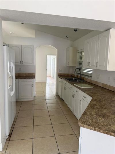 1125 SE 35th St , Cape Coral, FL 33904 Photo