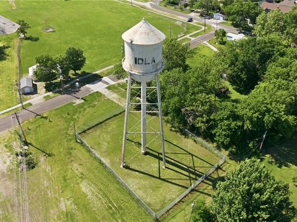 315 N Elm Street, Iola, KS 66749