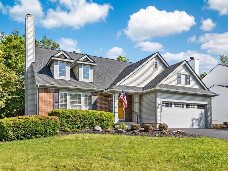 452 Medwin Place, Columbus, OH 43230 Photo 2