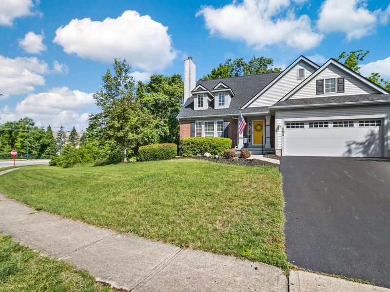 452 Medwin Place, Columbus, OH 43230 Photo 4