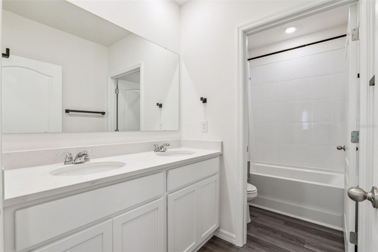 5368 Hayloft Drive , Apopka, FL 32712 Photo
