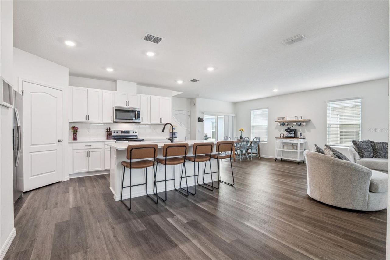 5368 Hayloft Drive , Apopka, FL 32712 Photo