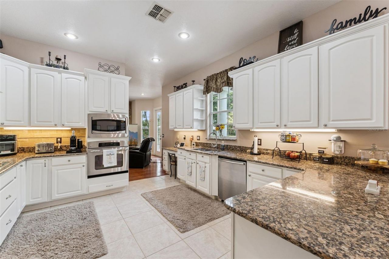 4275 Round Lake Road, Apopka, FL 32712 Photo