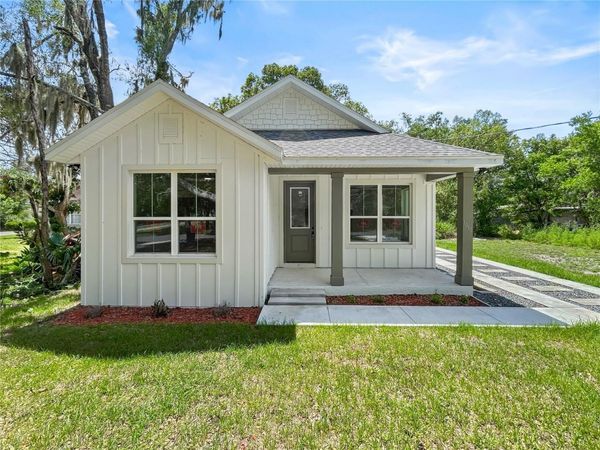 1010 HICKORY AVENUE , SANFORD, FL 32771