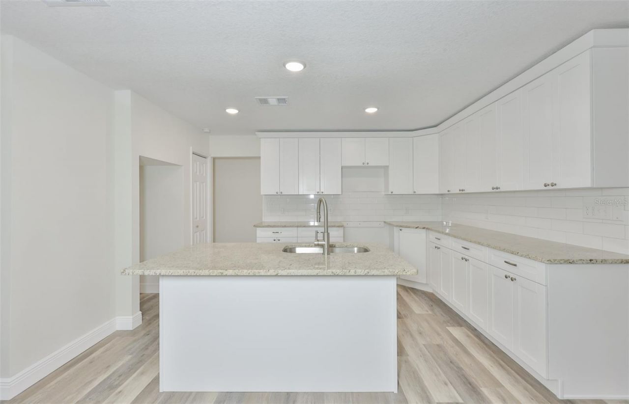 8410 Lava Place , Tampa, FL 33615 Photo