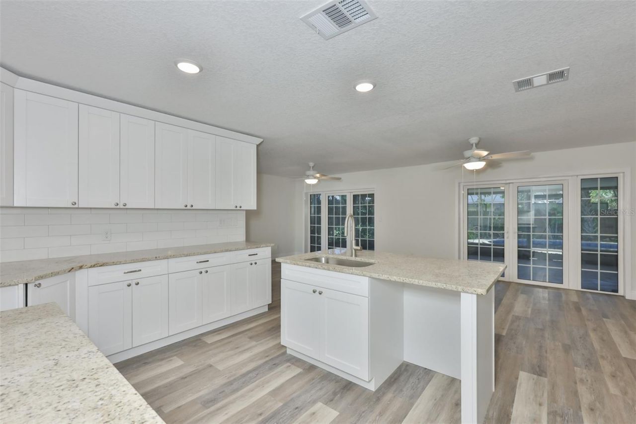8410 Lava Place , Tampa, FL 33615 Photo