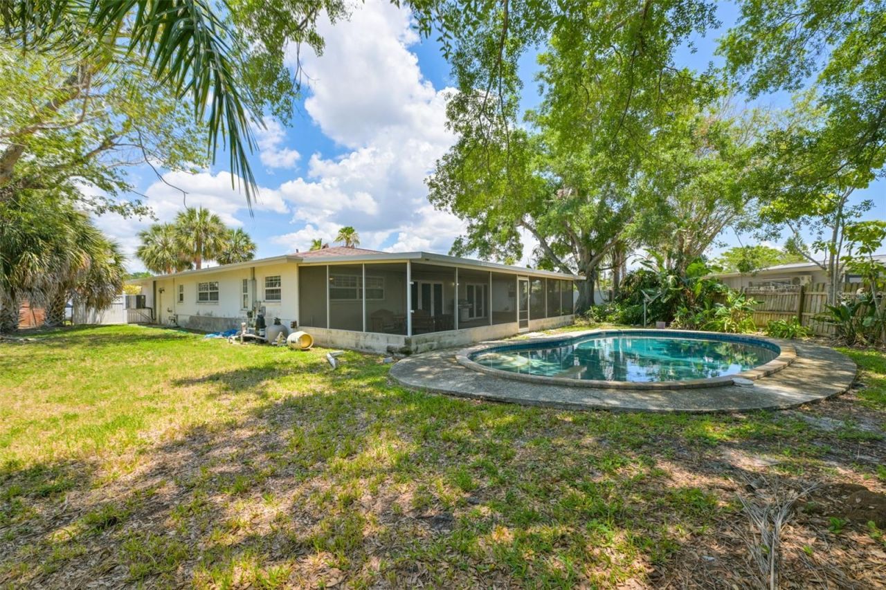 8410 Lava Place , Tampa, FL 33615 Photo