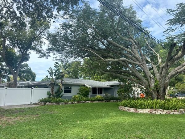 13824 83RD PLACE , SEMINOLE, FL 33776