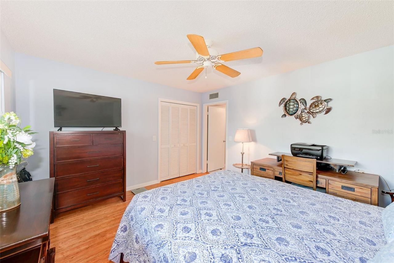 2229 Americus Boulevard W, Unit 25, Clearwater, FL 33763 Photo