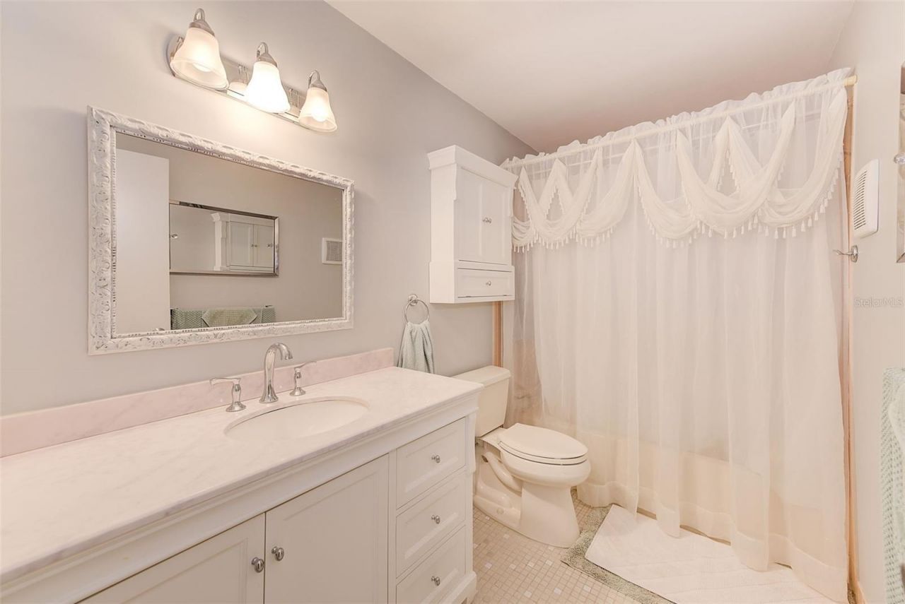 2229 Americus Boulevard W, Unit 25, Clearwater, FL 33763 Photo