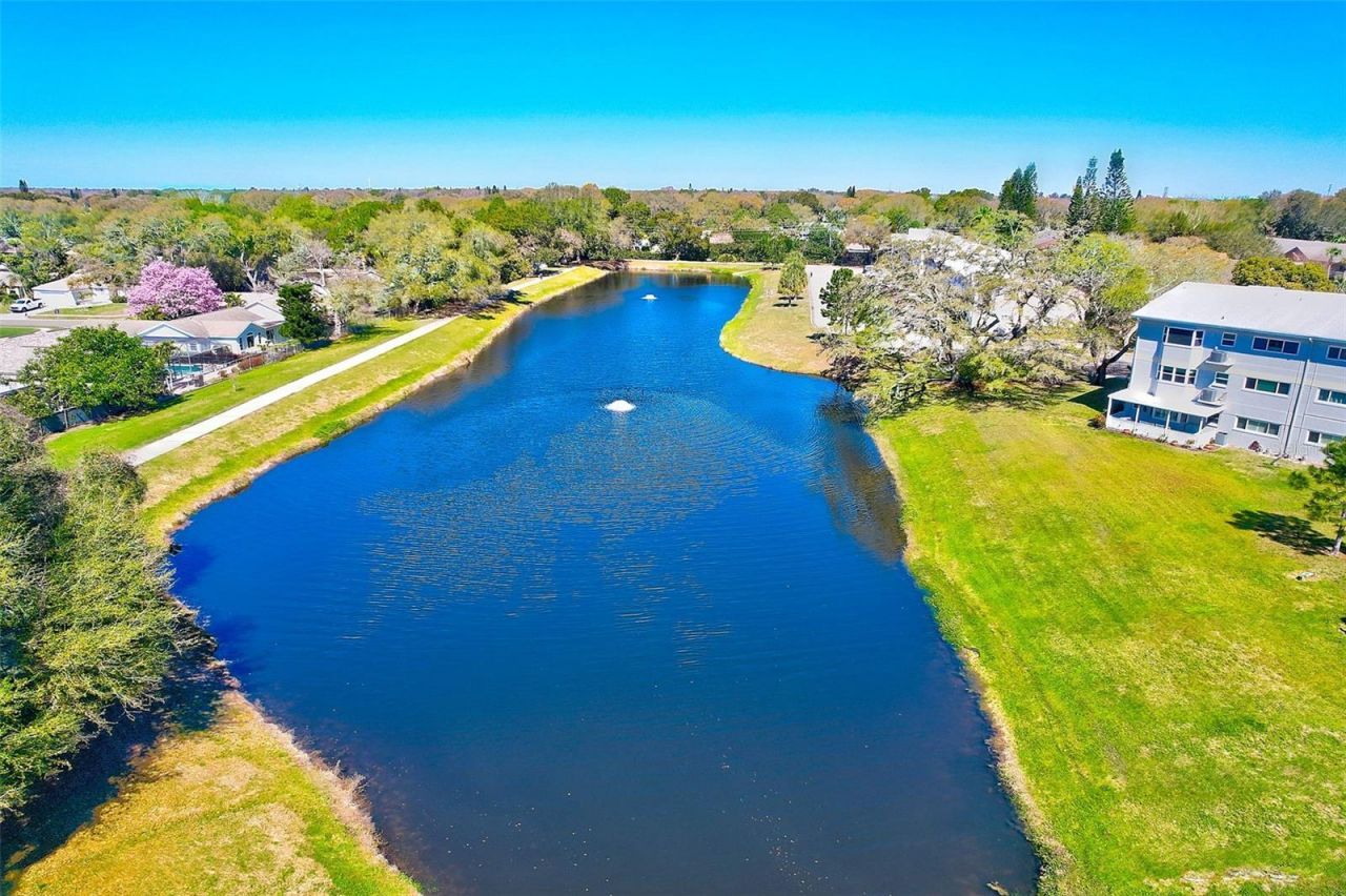 2229 Americus Boulevard W, Unit 25, Clearwater, FL 33763 Photo