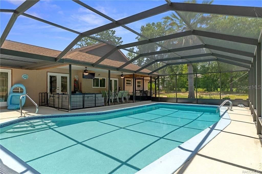 807 W National Street , Hernando, FL 34442 Photo