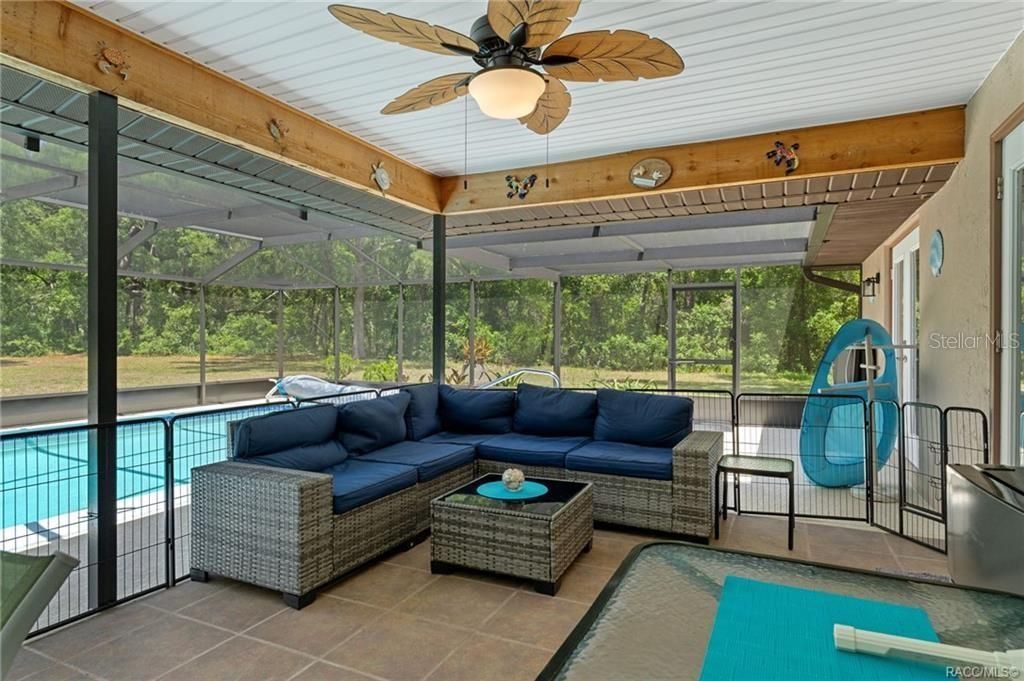 807 W National Street , Hernando, FL 34442 Photo