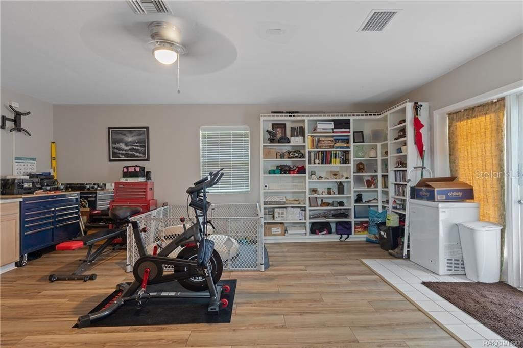 807 W National Street , Hernando, FL 34442 Photo