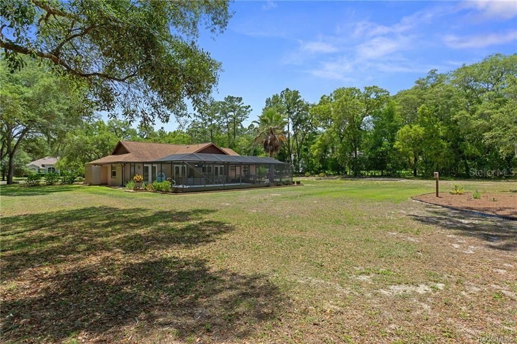 807 W National Street , Hernando, FL 34442 Photo