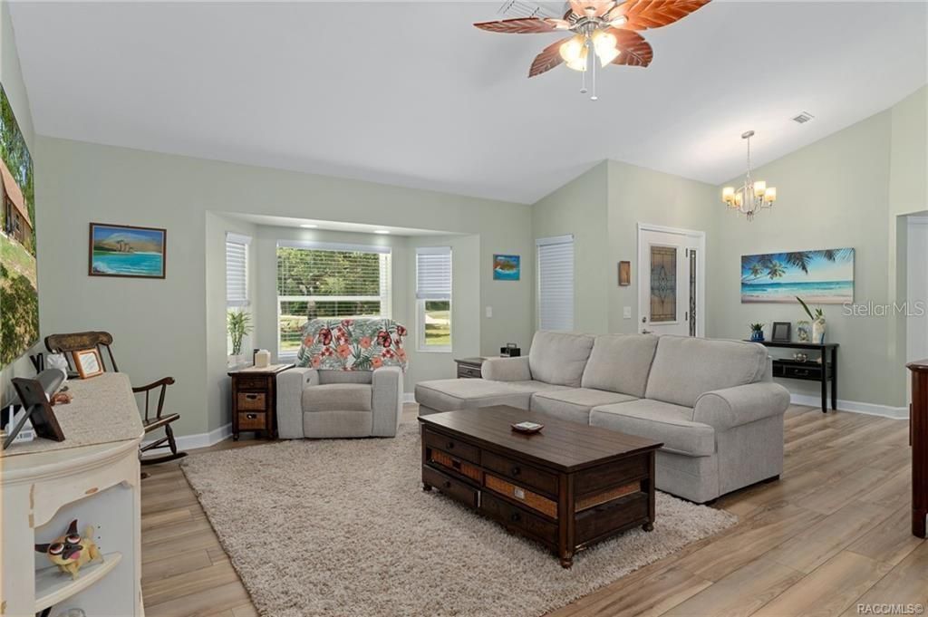 807 W National Street , Hernando, FL 34442 Photo